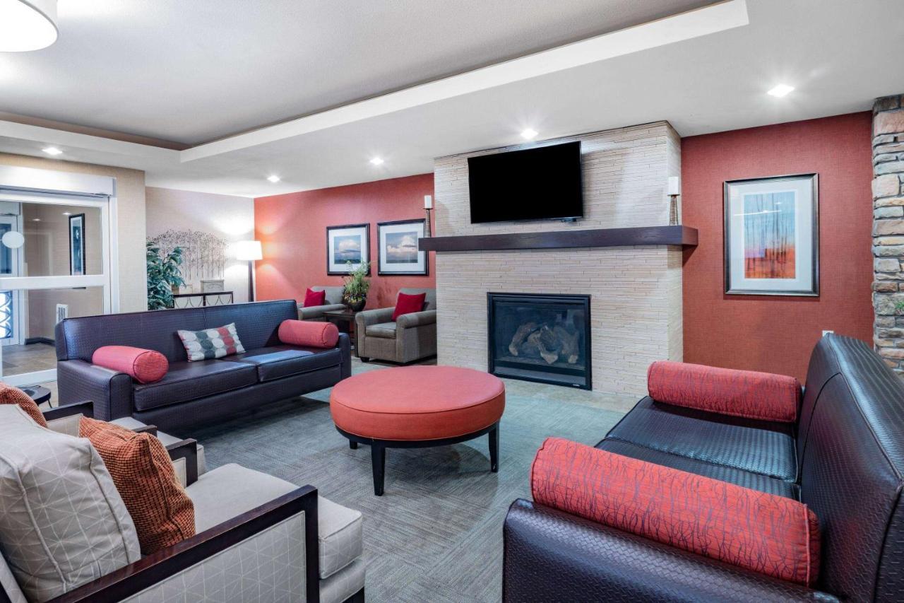 Hawthorn Suites By Wyndham Williston Exteriér fotografie