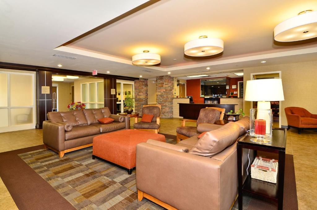 Hawthorn Suites By Wyndham Williston Exteriér fotografie